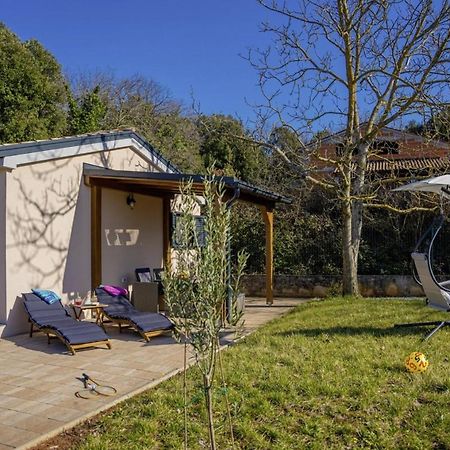 Modean In Pula - Haus Fuer 2-3 Personen Villa Exteriör bild